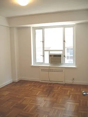 Rented by City Connections Realty | media 5