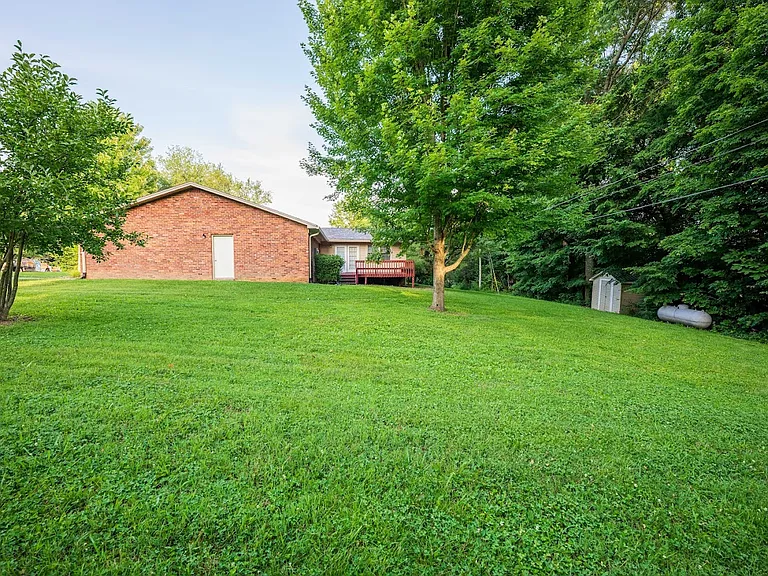 226 Carey Ln — Photo 26
