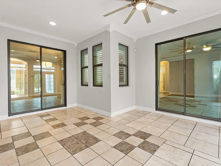 224 Volterra Way — Photo 20