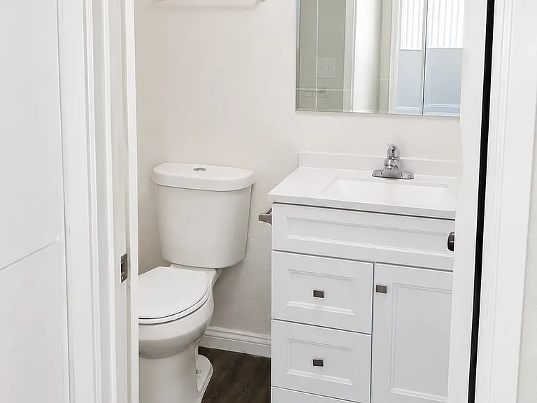 5001 W Wilson St #103 — Photo 8