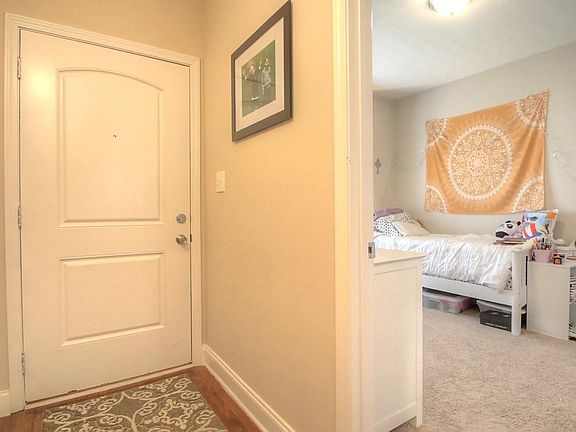 4th image of 1224 Orchard Dr