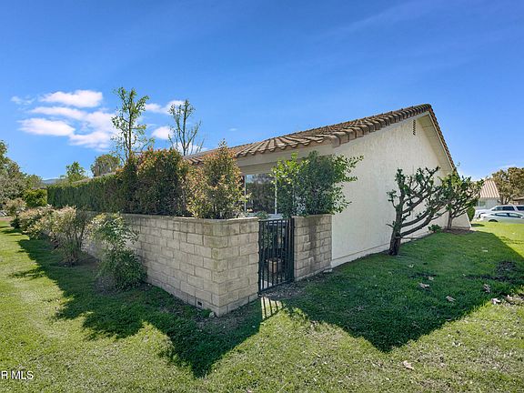 4th image of 2679 Lakewood Pl