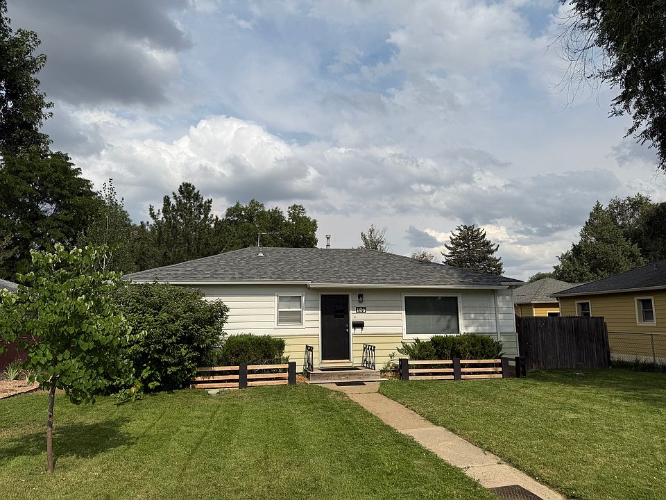 Street view with front yard