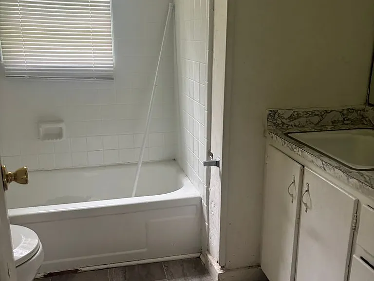239 Mason Blvd — Photo 10