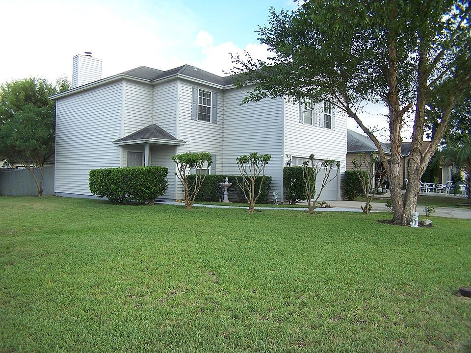 view from side corner of lot