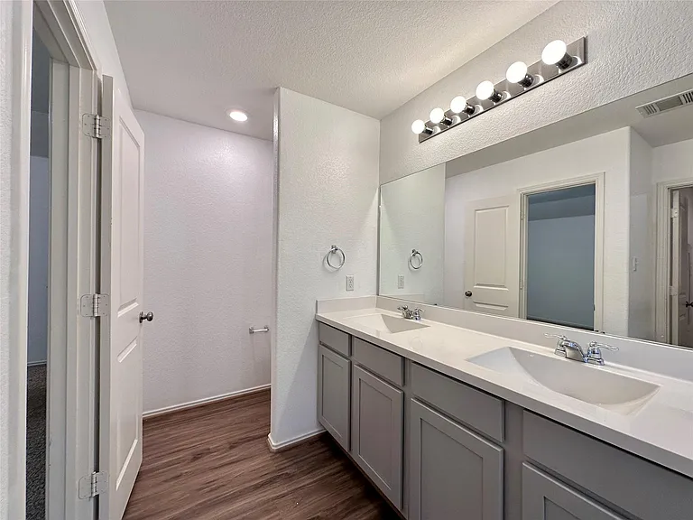 6508 Cetone Ter — Photo 22