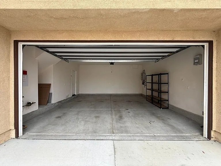 24159 Verin St — Photo 3