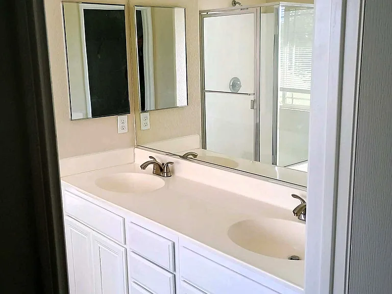 6263 Long Cove Dr — Photo 25
