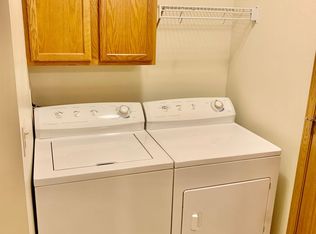 1077 Kristy Ln #1073-A, Onalaska, WI 54650
