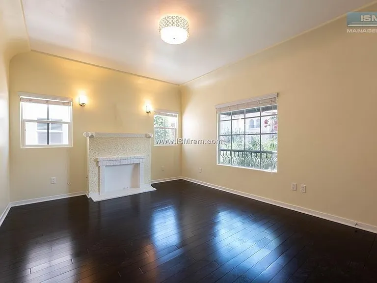 341 N Stanley Ave #347 — Photo 9
