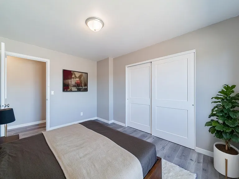 1184 Western Avenue — Photo 14