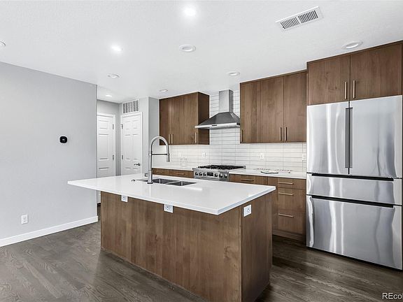 3rd image of 2160 Spruce Street