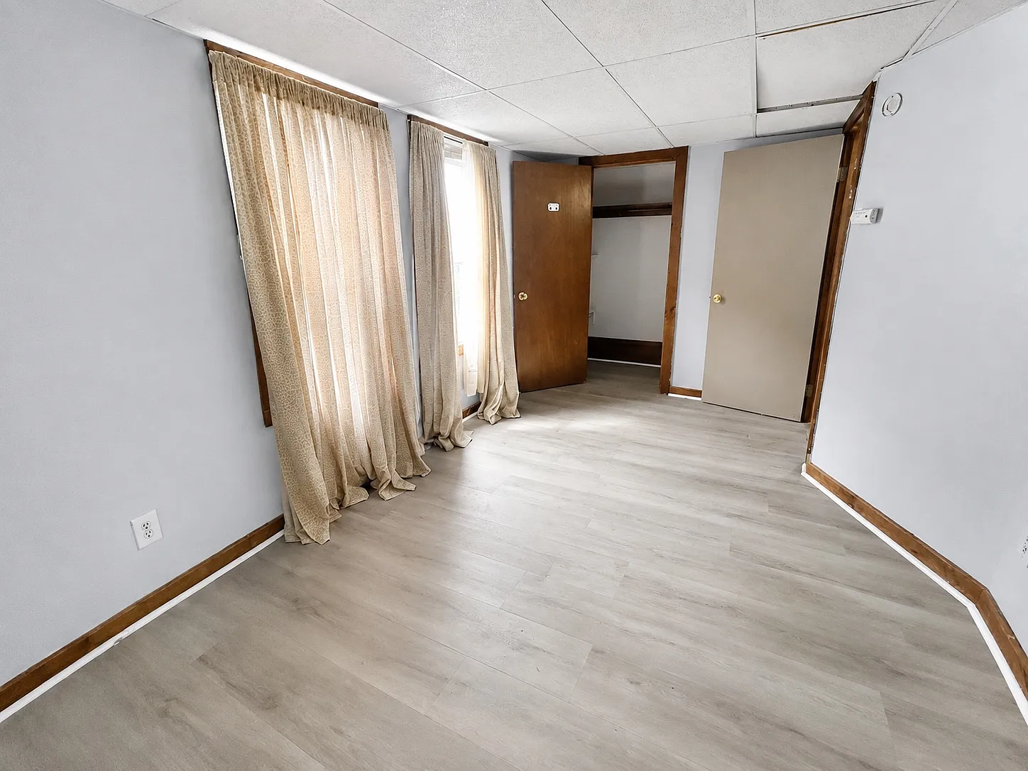 1 bed, $1,300 — Photo 4