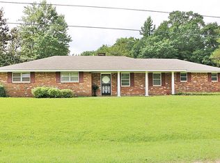 131 Meadowbrook Rd, Plantersville, MS 38862