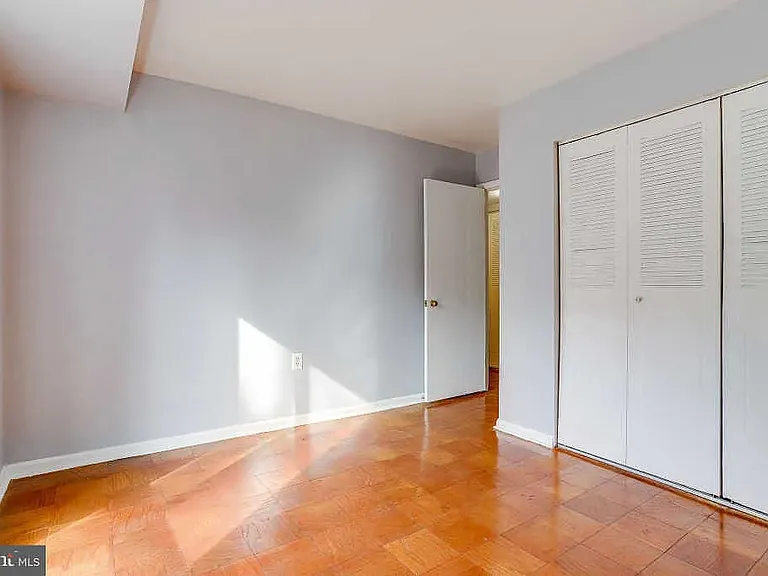 6139 Leesburg Pike #401 — Photo 5