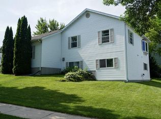 1 Rylant Cir, Madison, WI 53719