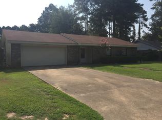 1408 Bluebird Cir, Magnolia, AR 71753