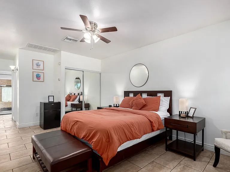 3212 E Granada Rd — Photo 15