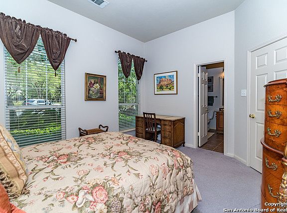 2nd image of 2606 Fairfield Bend Dr