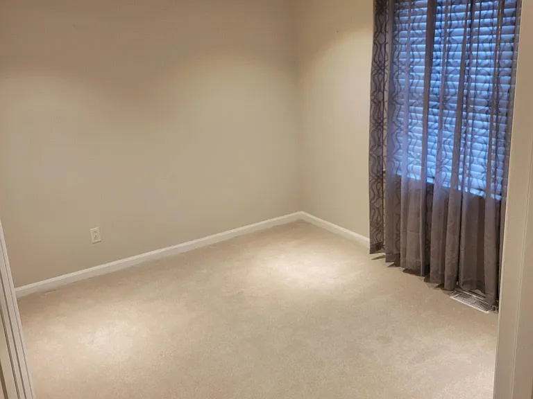 4512 Pegasus Dr — Photo 14