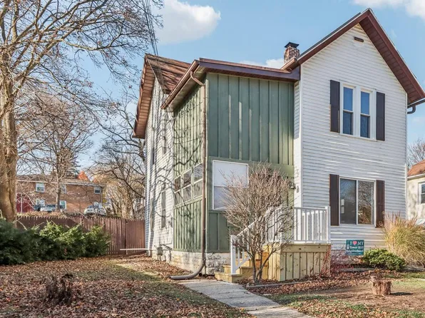 136 Randall STREET, Waukesha, WI 53188