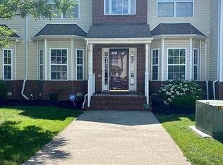 11 Forest Dr, Piscataway, NJ 08854