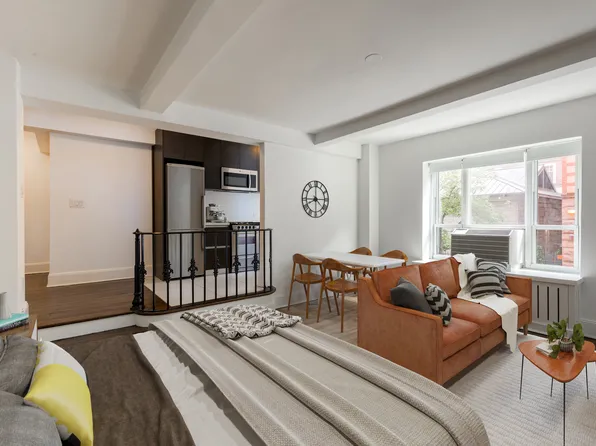 501 West 113th Street image 2 of 5