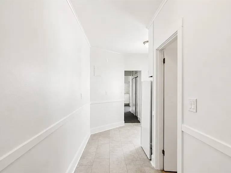 35 Lee St #11 — Photo 10