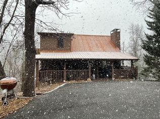 902 Deer Run Way, Sevierville, TN 37862