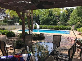 135 Barrington Dr, Bourbonnais, IL 60914