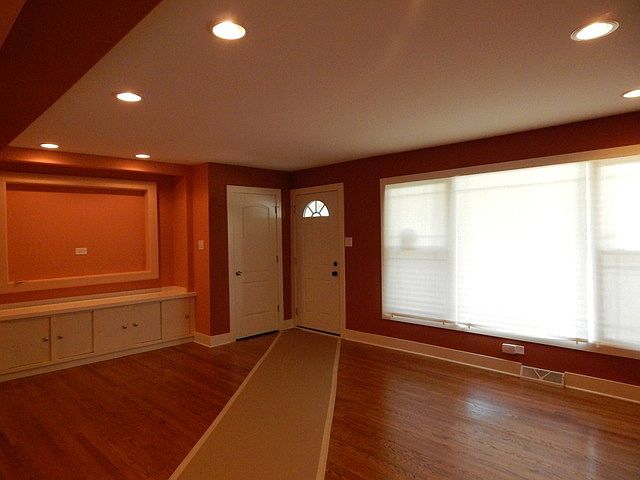 2nd image of 15240 Sunset Dr