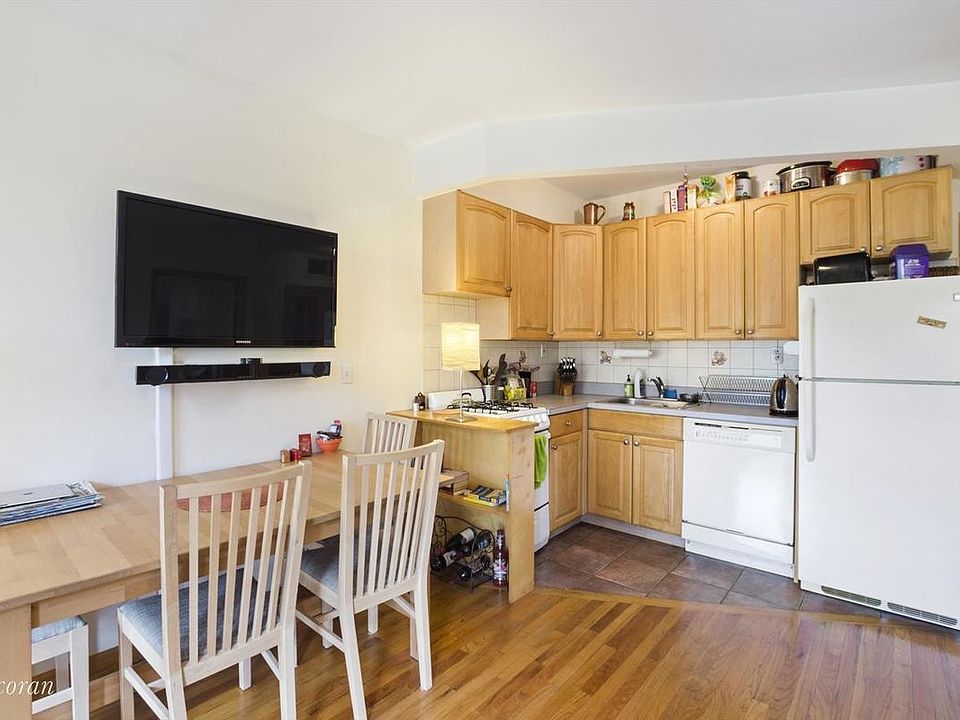 1st image of 1794 3rd Ave APT 2C