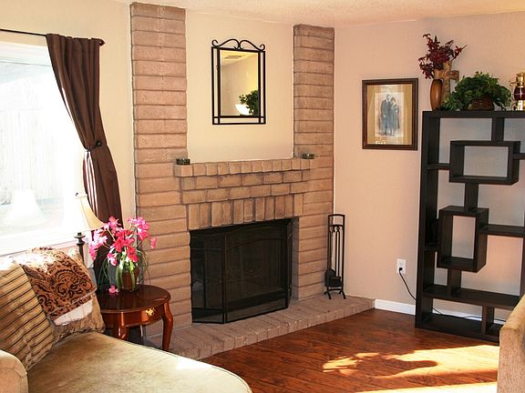 5th image of 4506 Kinsella Ln