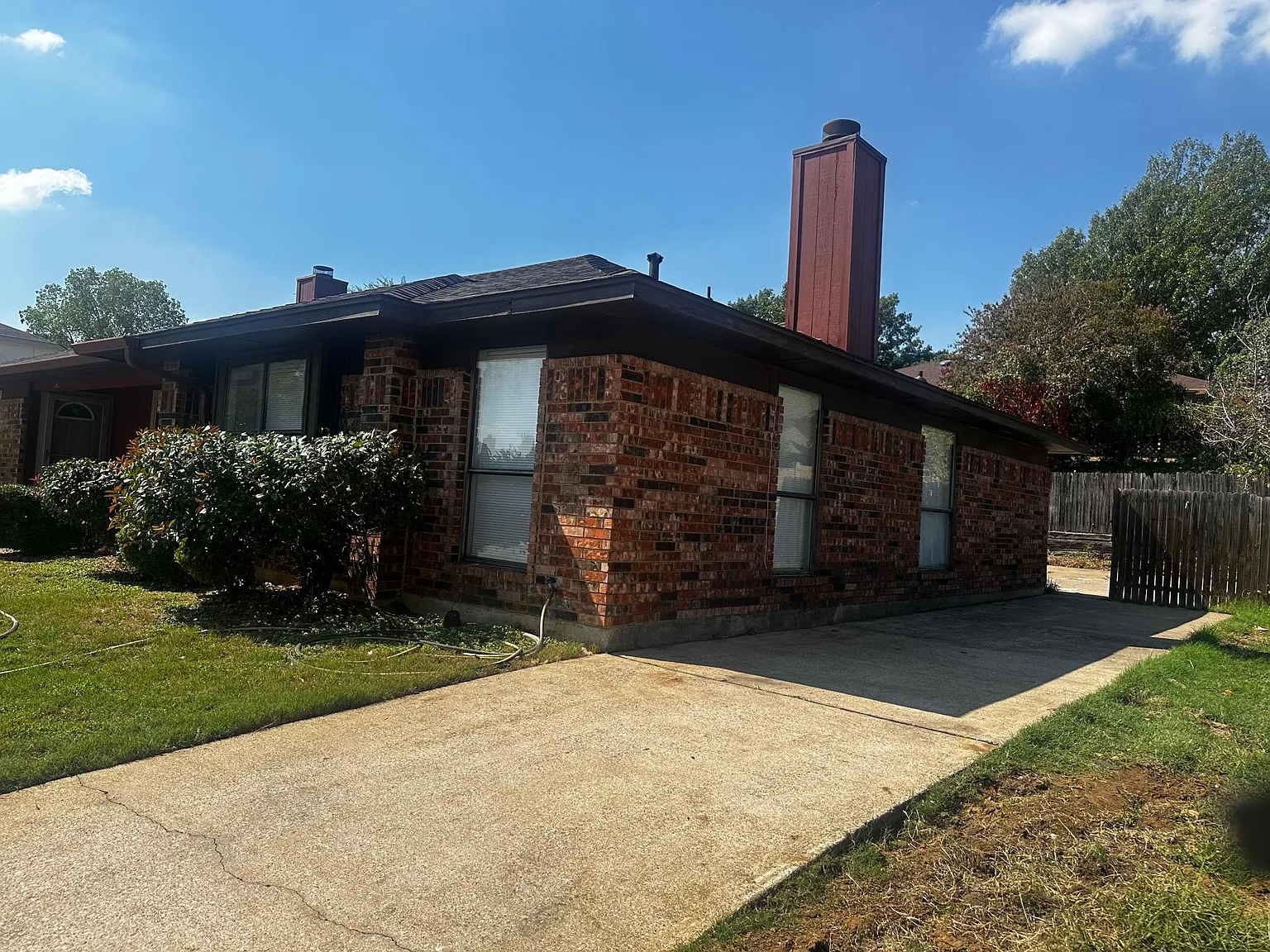 2 bed, 1070 sqft, $2,000 — Photo 3
