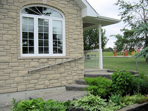 2nd image of 40 Dormer Rd