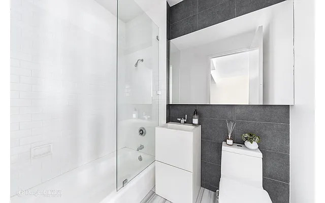 Sold by Douglas Elliman | media 15