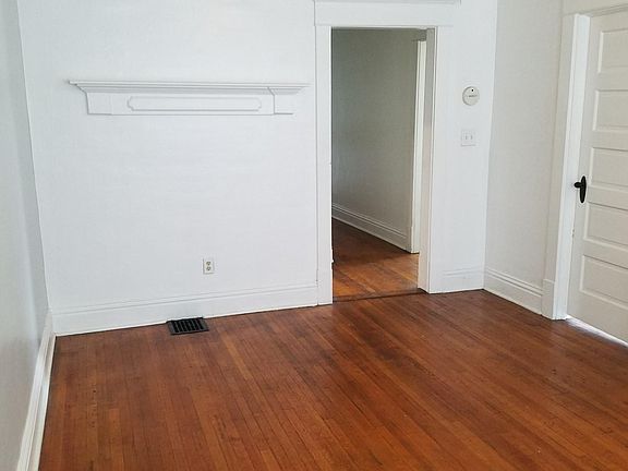 5th image of 22 Saint John St #5