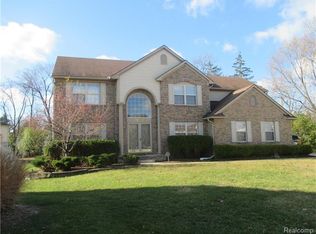 26881 S Monroe Dr, Southfield, MI