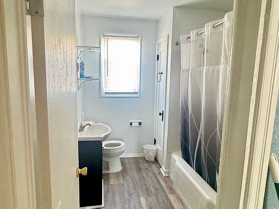 5th image of 706 N Ash St