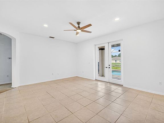 4th image of 7634 Paragon Rd