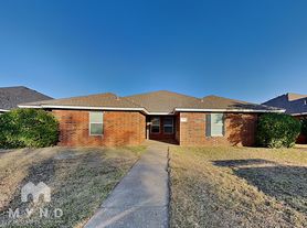528 N Brentwood Ave, Lubbock, TX