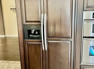 499 Snowbird Ln, Corona, CA 92882