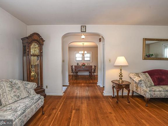 5th image of 200 Westmoreland Ave