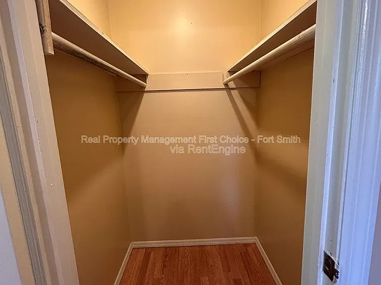 3305 Grinnell Ave — Photo 16