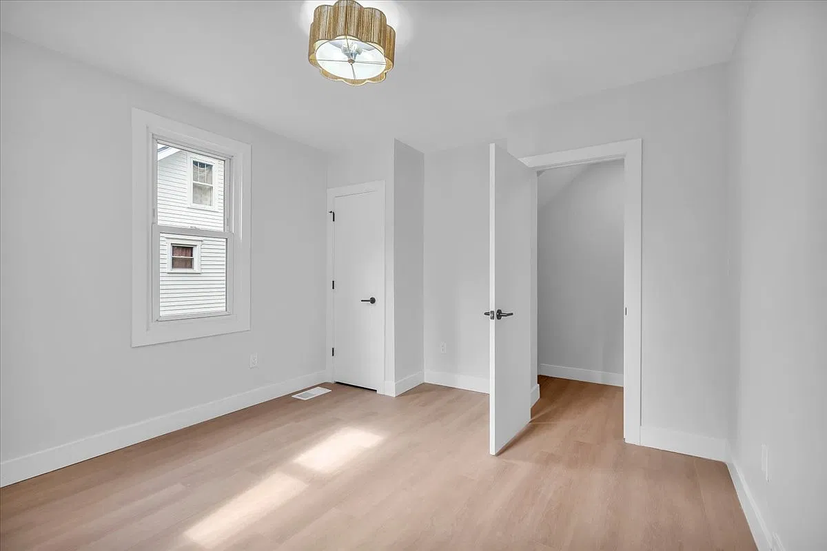 3 bed, 1448 sqft, $3,200 — Photo 4