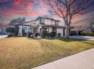 7001 Aztec Way, Bakersfield, CA 93308