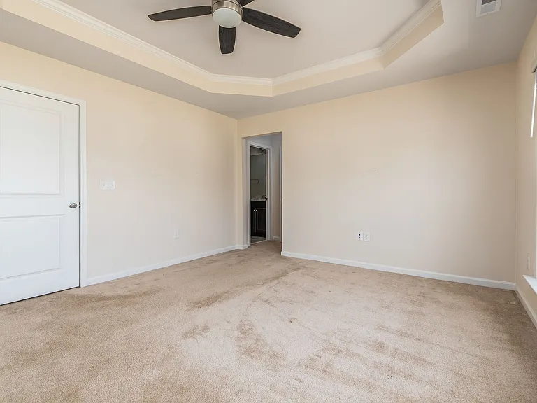 105 Lafferty St — Photo 10