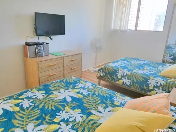 2240 Kuhio Ave APT 2001, Honolulu, HI 96815