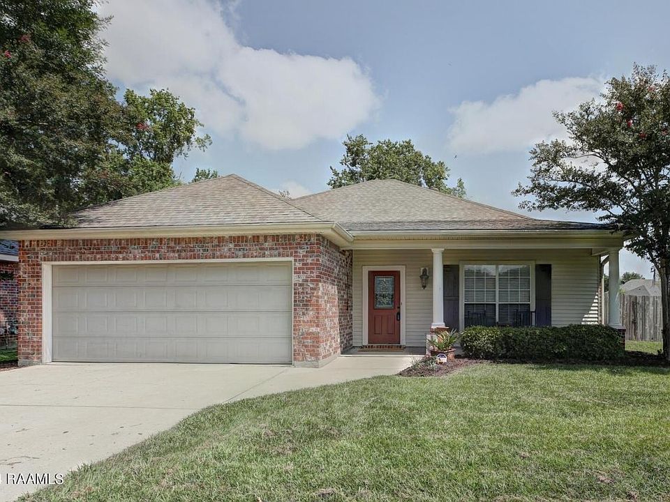 1st image of 125 Erika Dr