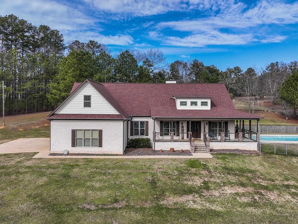 1st image of 230 Country Club Rd